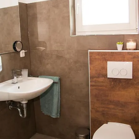 Apartment Helis Gaestezimmer