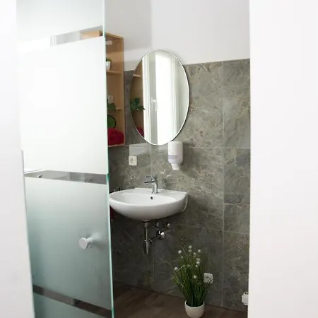 Apartamento Helis Gaestezimmer *