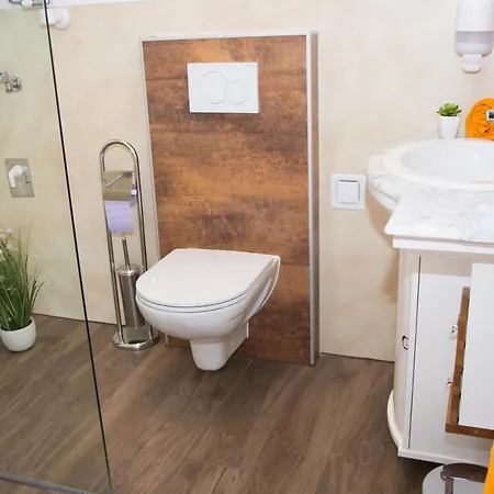 Lägenhet Helis Gaestezimmer